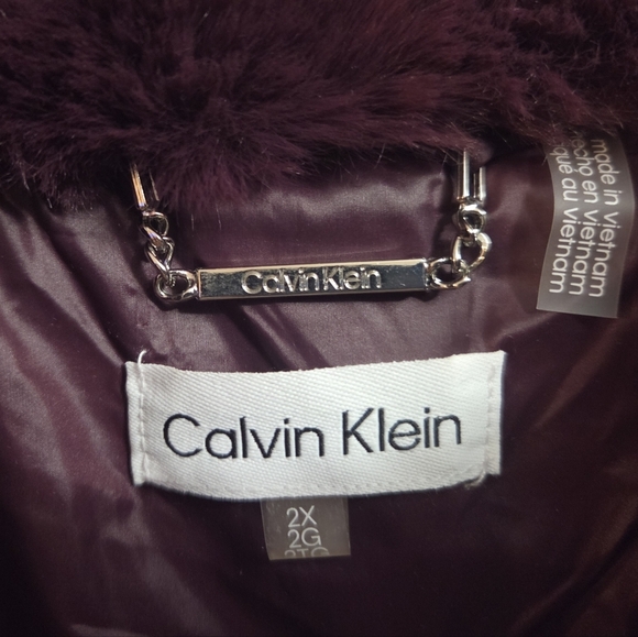 Calvin Klein Purple Quilted Vest with Belted Waist - Picture 4 of 15